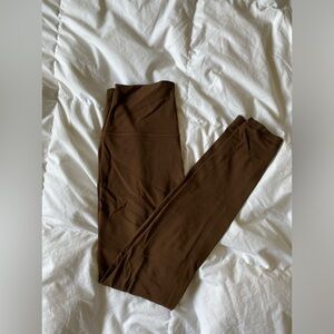 Lululemon Align Leggings - High Rise 28” *Colour: Java*